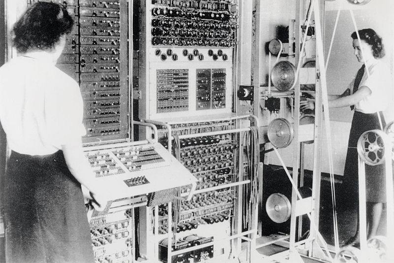 Colossus Mark 2 from 1943, a computer operating with vacuum tubes.